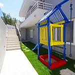 Apartments Makarska