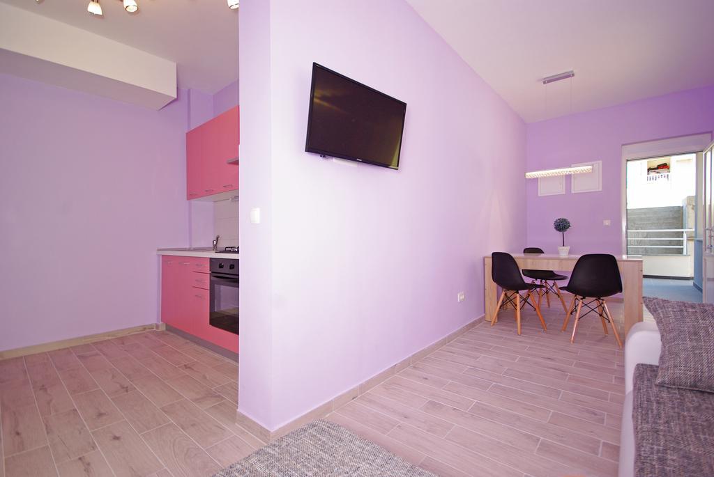Apartments Makarska